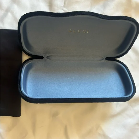 Gucci Black and Gray Eyeglass Case with Pouch - Picture 2 of 4